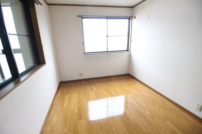 物件内観写真5　(居室)