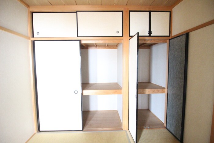 物件内観写真11　(収納)