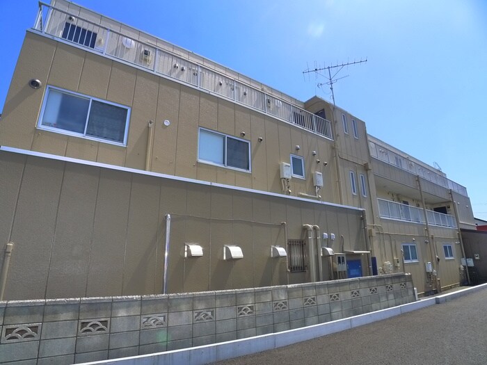 物件外観写真3　(外観写真)