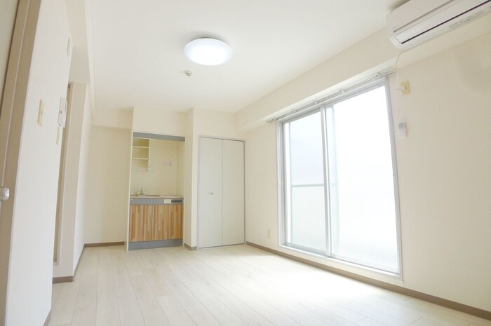 物件内観写真13　(居室)