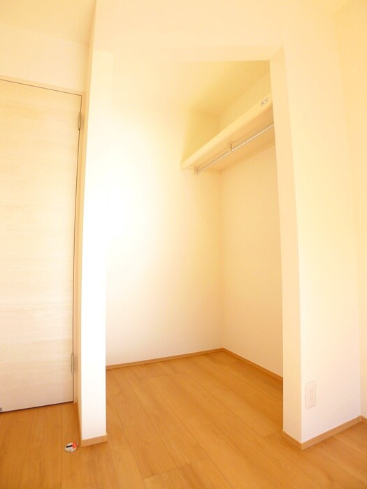 物件内観写真10　(収納)