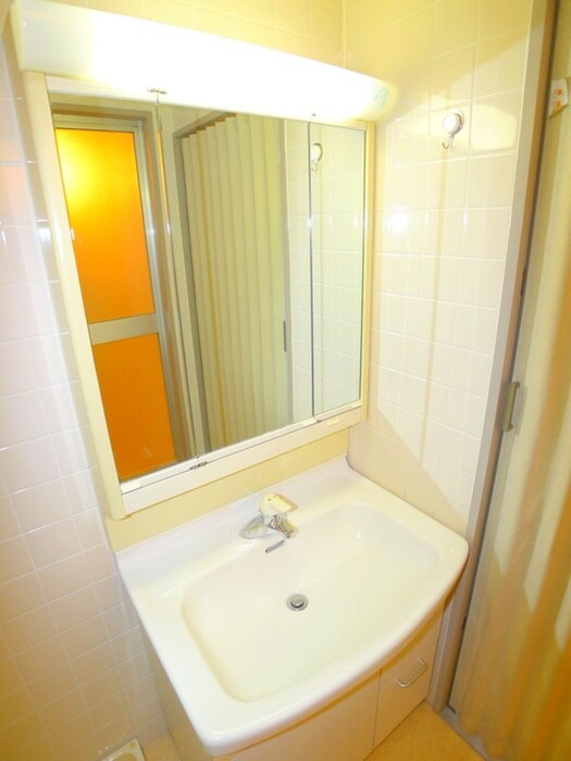 物件内観写真7　(洗面)