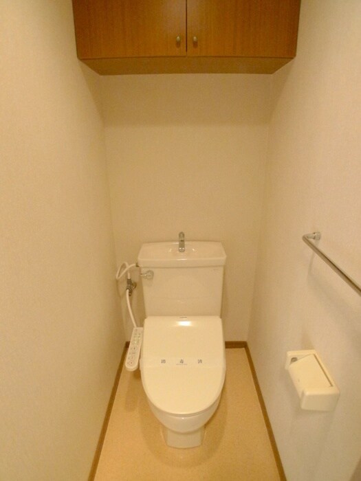 物件内観写真9　(トイレ)