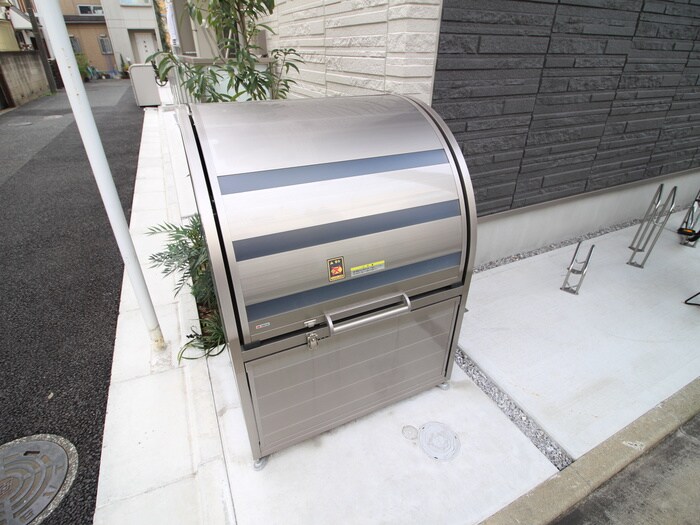 物件外観写真4　(建物設備)