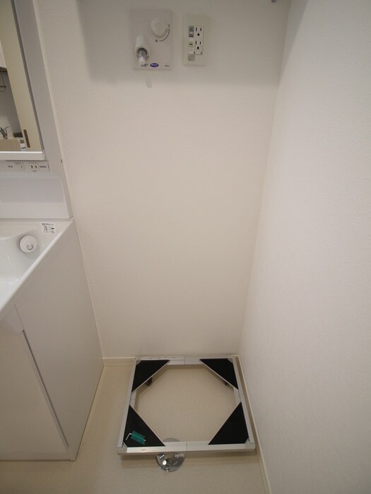 物件内観写真20　(洗濯機置場)