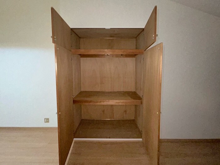 物件内観写真16　(収納)