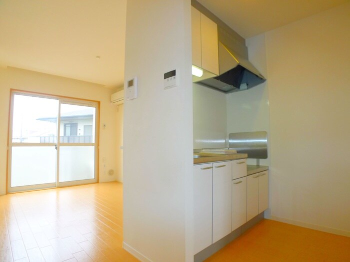 物件内観写真9　(室内からの展望)