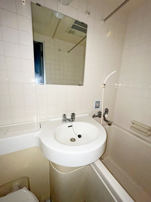 物件内観写真16　(洗面)