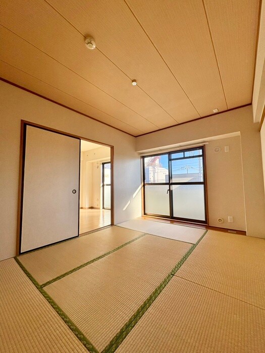 物件内観写真9　(居室)