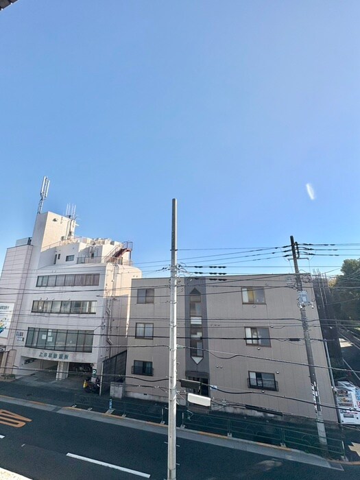 物件内観写真13　(室内からの展望)