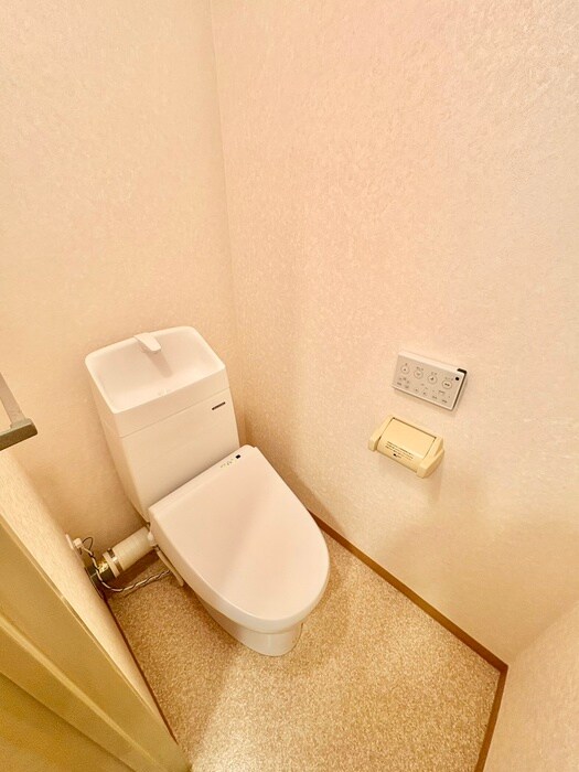 物件内観写真17　(トイレ)