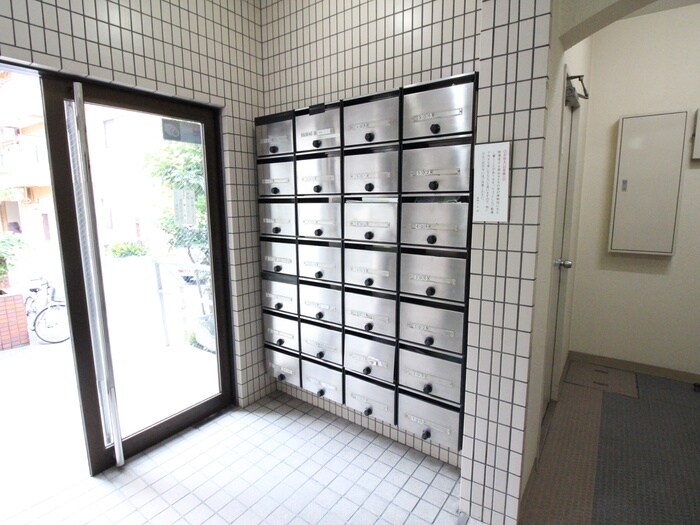 物件外観写真4　(建物設備)