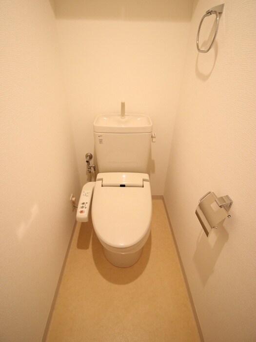 物件内観写真15　(トイレ)