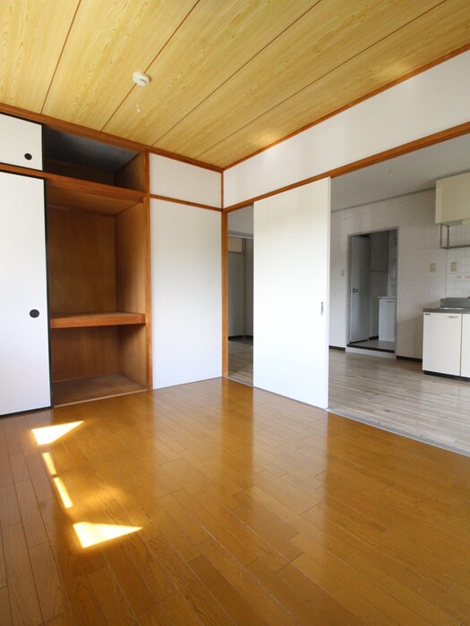 物件内観写真18　(居室)