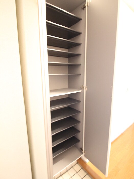 物件内観写真19　(靴箱)