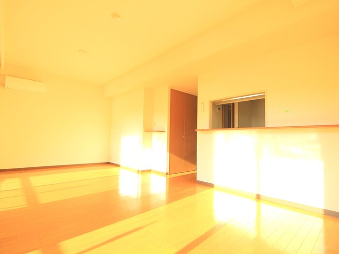 物件内観写真6　(居室)