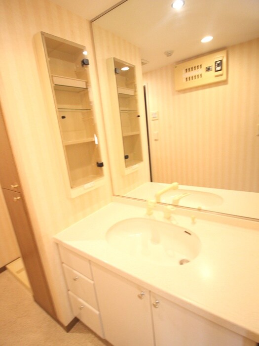 物件内観写真16　(洗面)