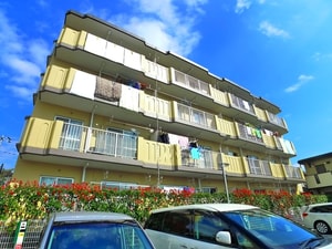 第二山崎マンション外観写真