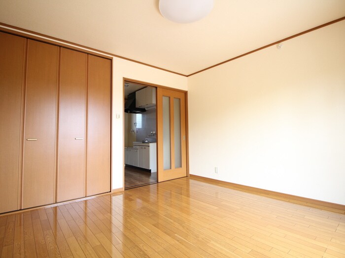 物件内観写真9　(居室)