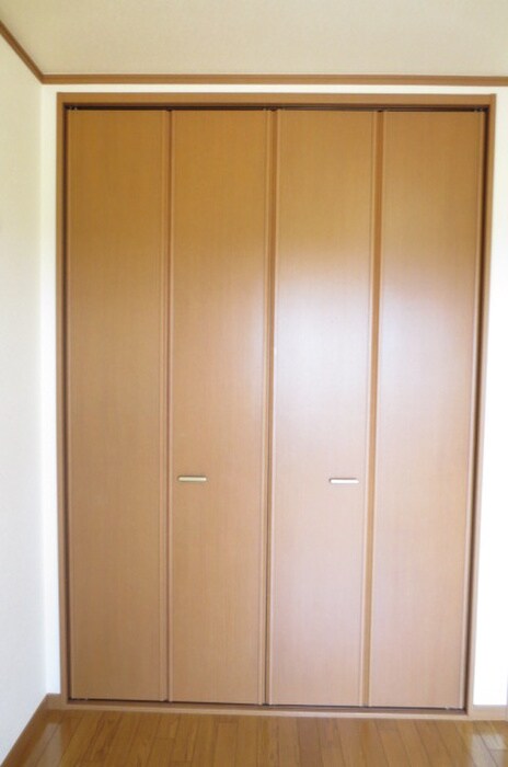 物件内観写真15　(収納)