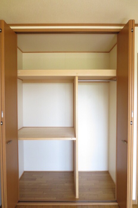 物件内観写真16　(収納)