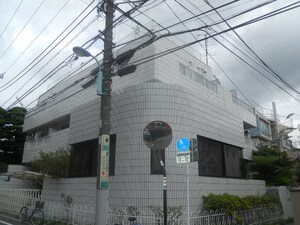 ホワイトハウス小石川外観写真