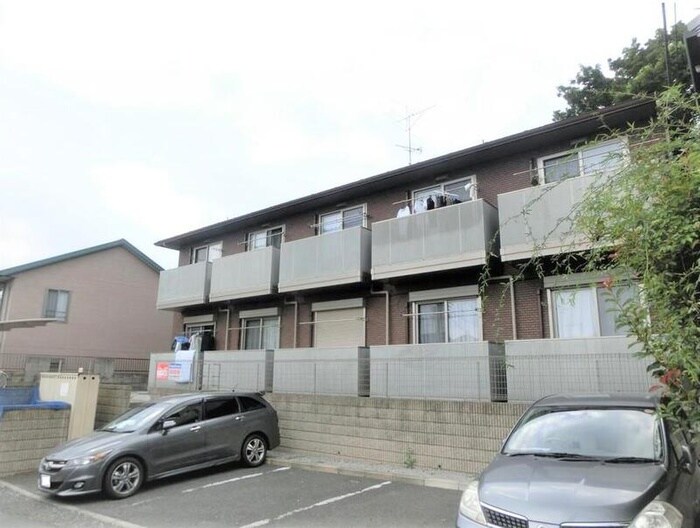 物件外観写真4　(駐車場)