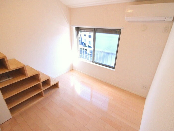 物件内観写真7　(居室)