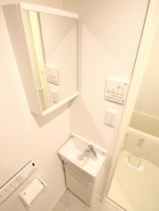 物件内観写真11　(洗面)