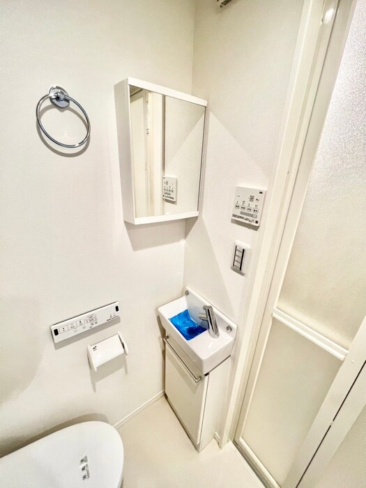 物件内観写真11　(洗面)