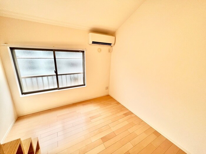 物件内観写真18　(居室)