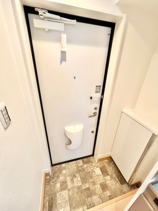 物件内観写真21　(玄関)