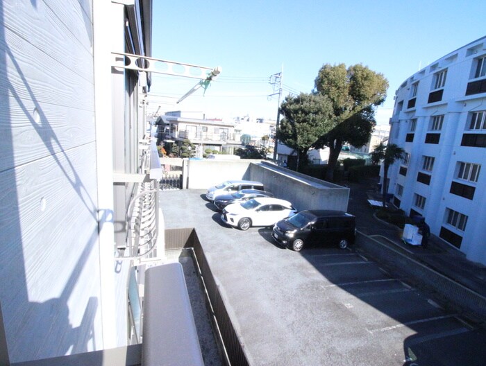 物件内観写真22　(室内からの展望)