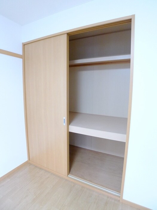 物件内観写真10　(収納)