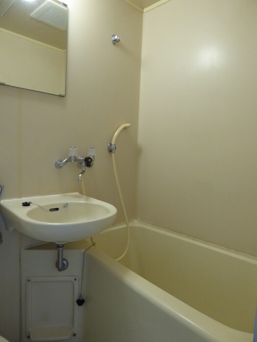 物件内観写真13　(バス／シャワールーム等)
