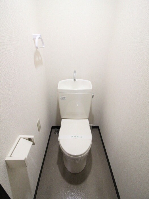 物件内観写真11　(トイレ)