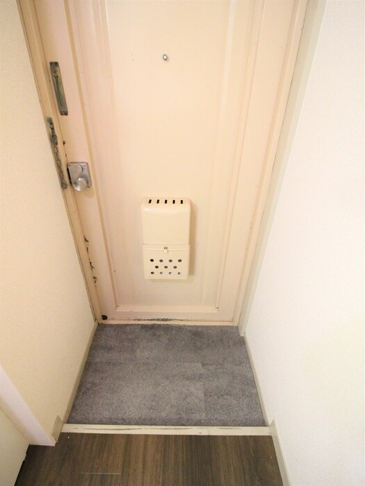 物件内観写真14　(玄関)