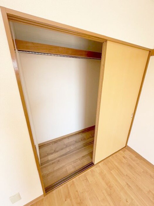 物件内観写真10　(収納)
