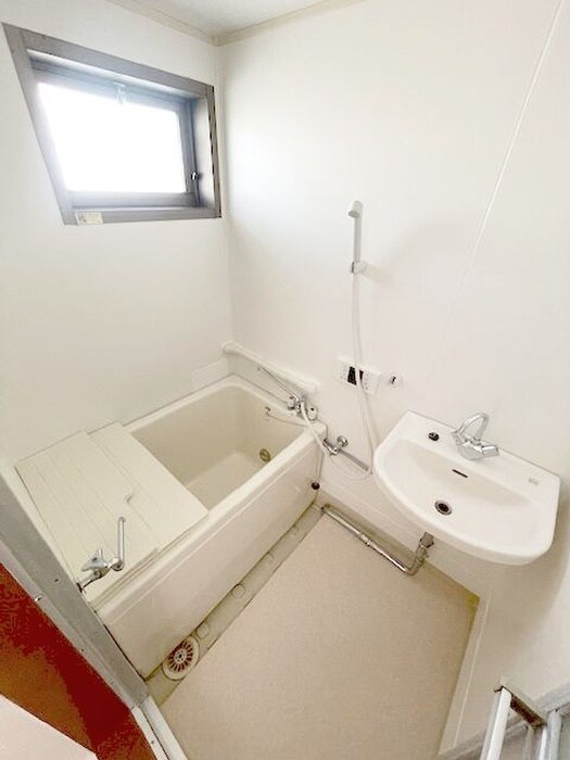 物件内観写真11　(バス／シャワールーム等)