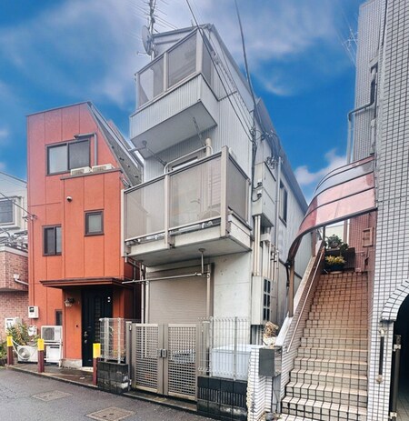 ブル－フラット調布外観写真