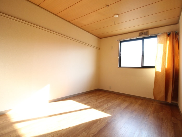 物件内観写真19　(居室)