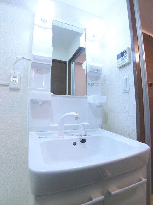 物件内観写真10　(洗面)