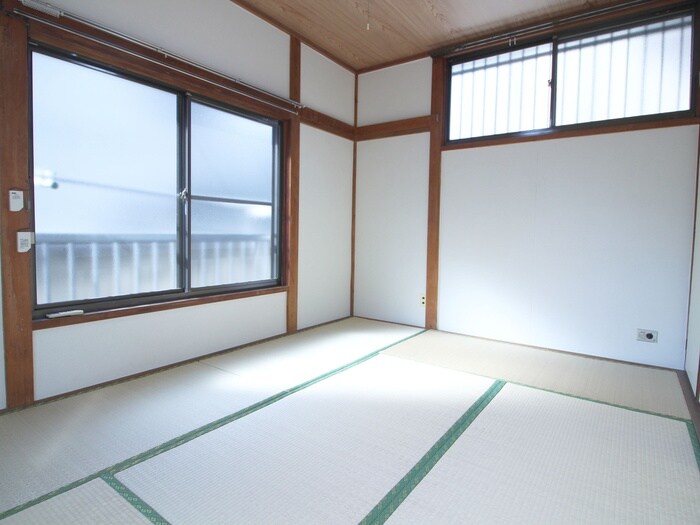 物件内観写真8　(居室)