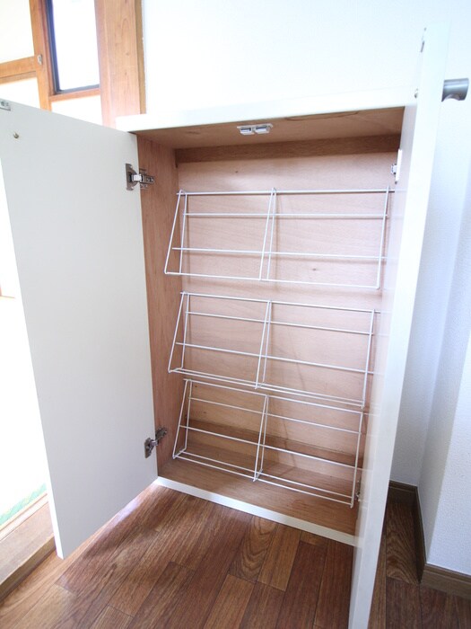 物件内観写真14　(靴箱)