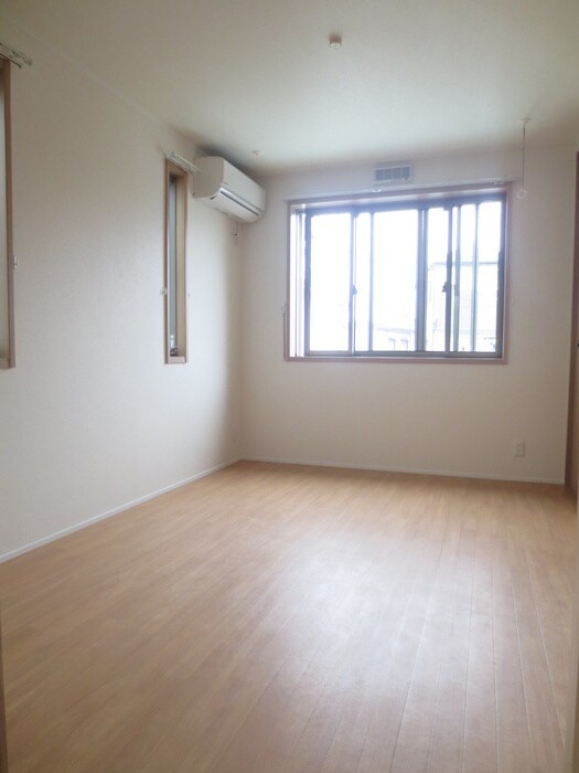 物件内観写真6　(居室)