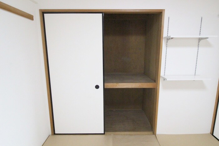 物件内観写真11　(収納)
