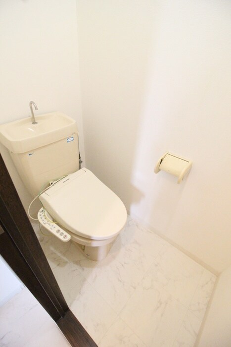 物件内観写真14　(トイレ)