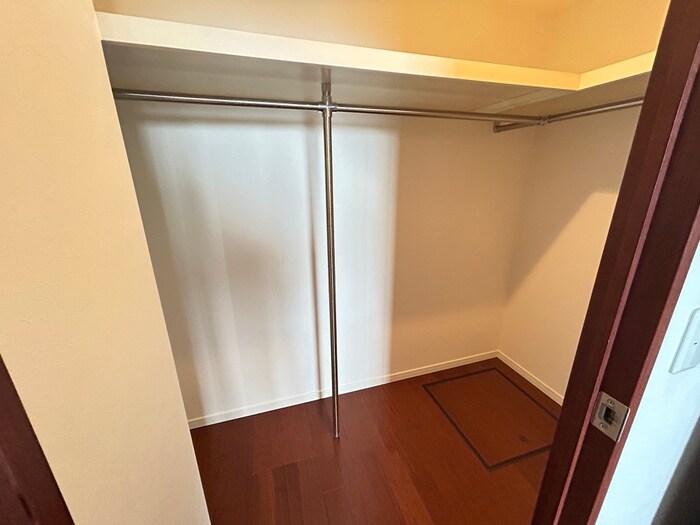 物件内観写真11　(収納)