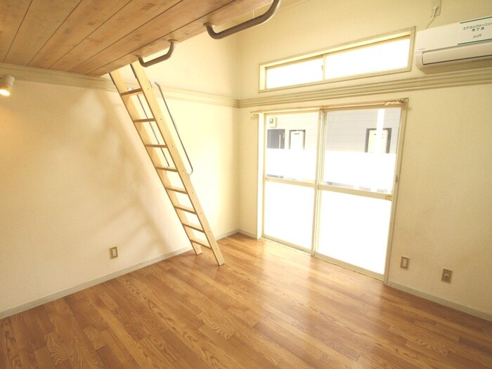 物件内観写真7　(居室)