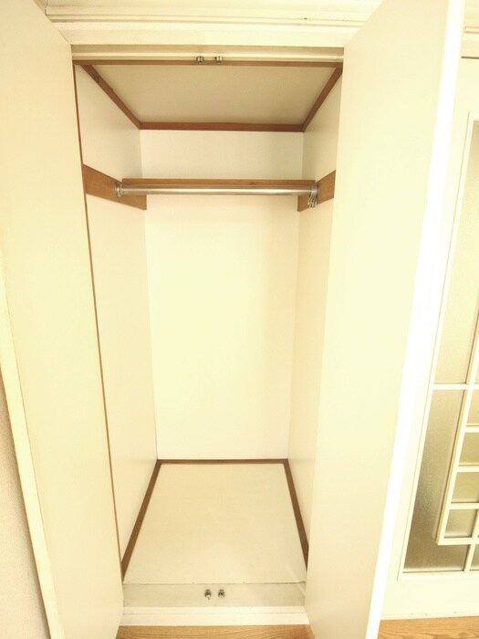 物件内観写真12　(収納)